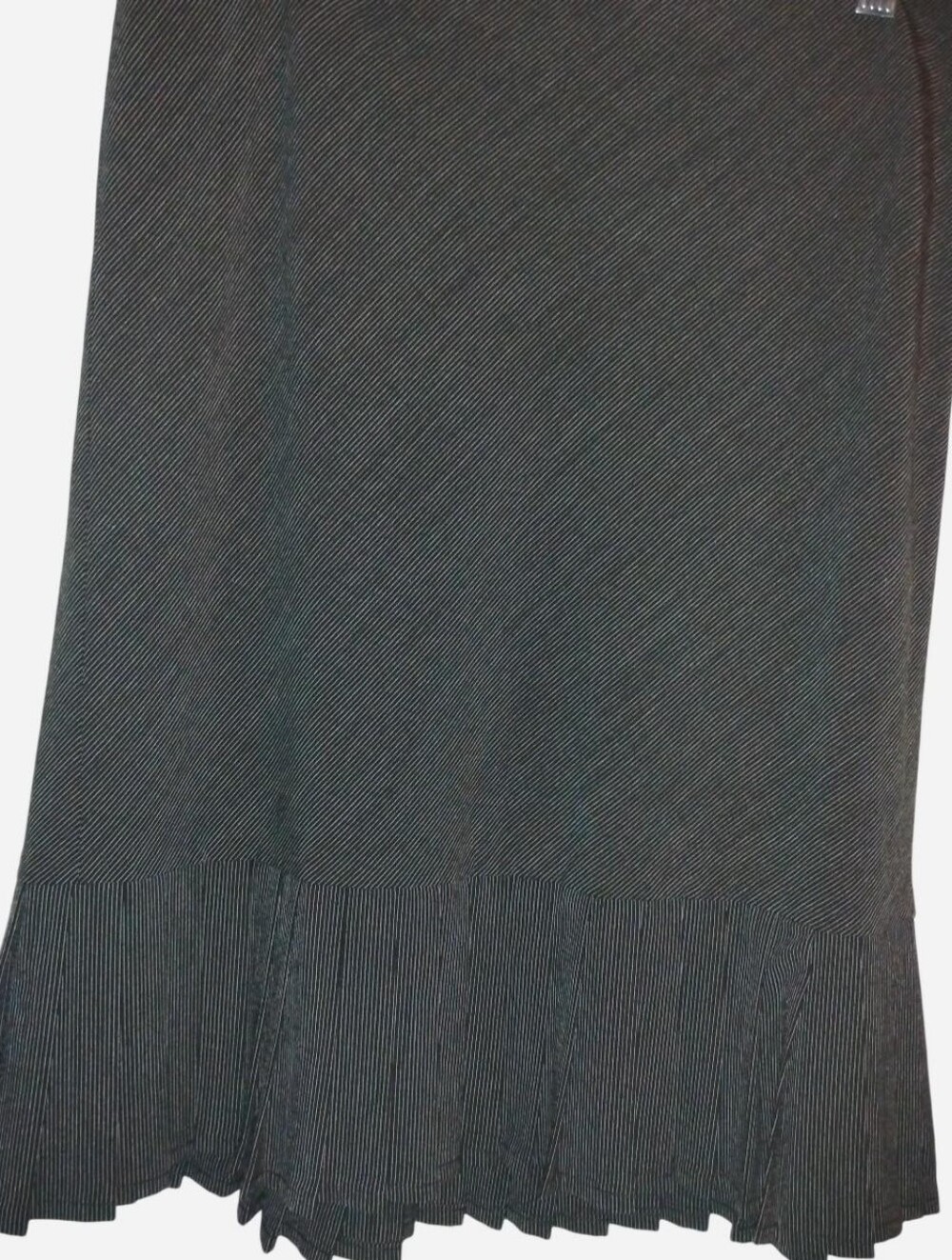 Ann Taylor LOFT Petites Sz 6P Charcoal Pinstripe Pleated Flounce Hem Skirt Wool